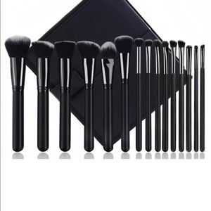 Makeup brushes